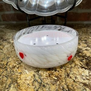 Rachel Zoe 30.51 ounce soy candle - AMORE glass and raised heart container - NEW